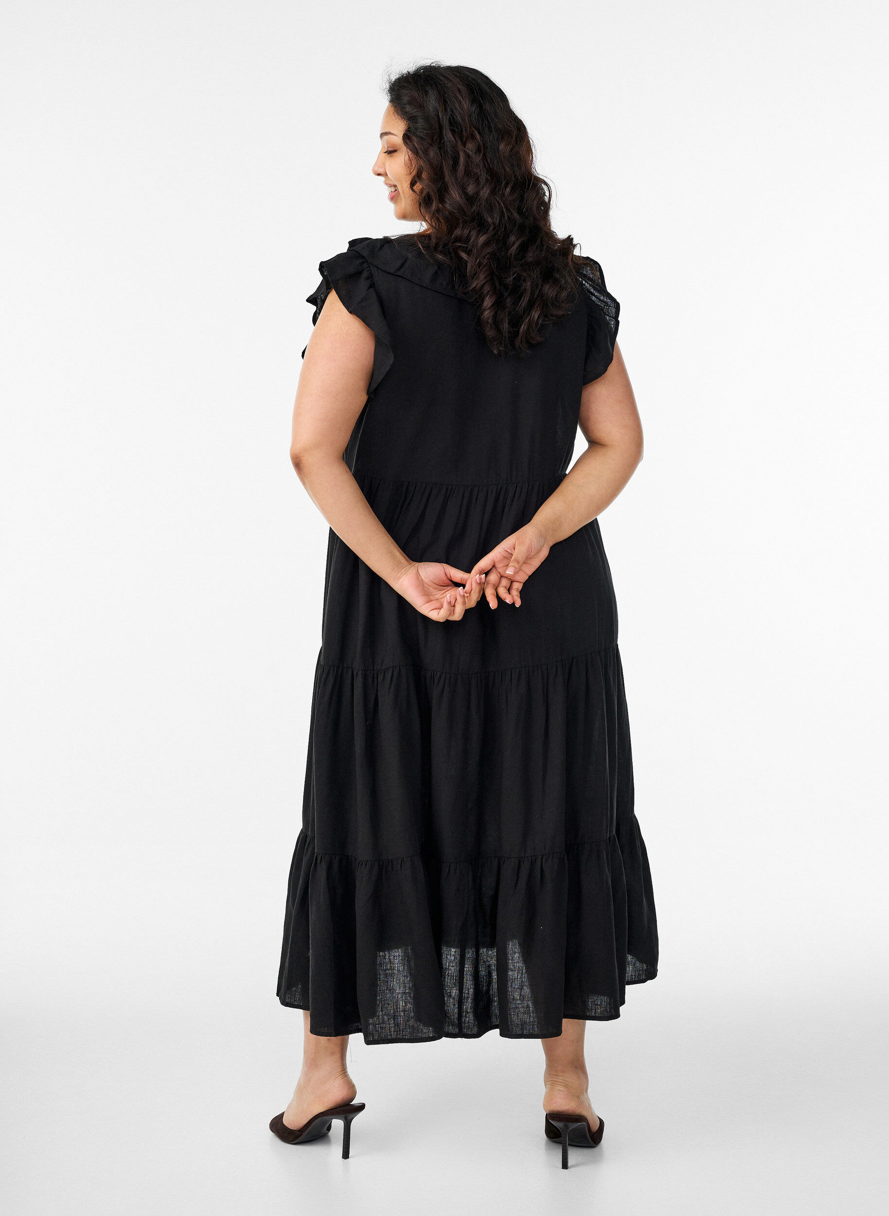 Zizzifashion Sleeveless midi dress in linen and viscose with ruffles, Black, Model image number 1