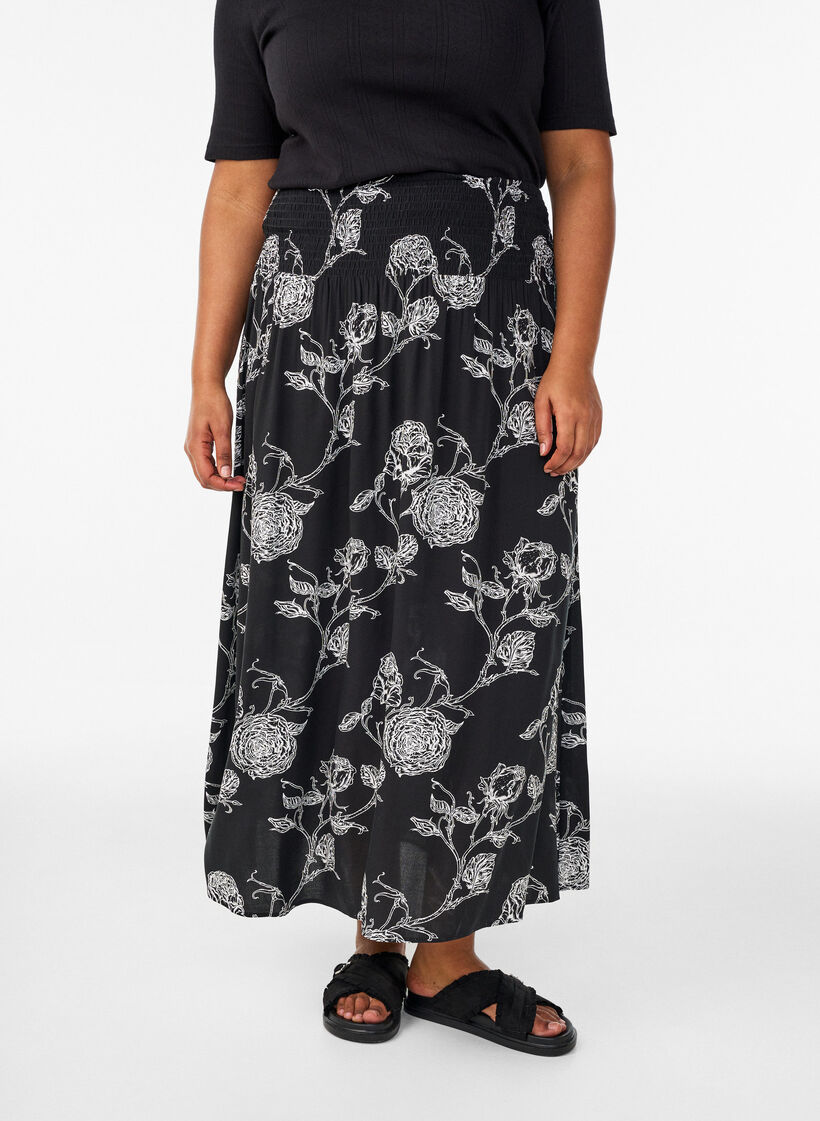 Viscose maxi skirt with smocking, Black, Model image number 2