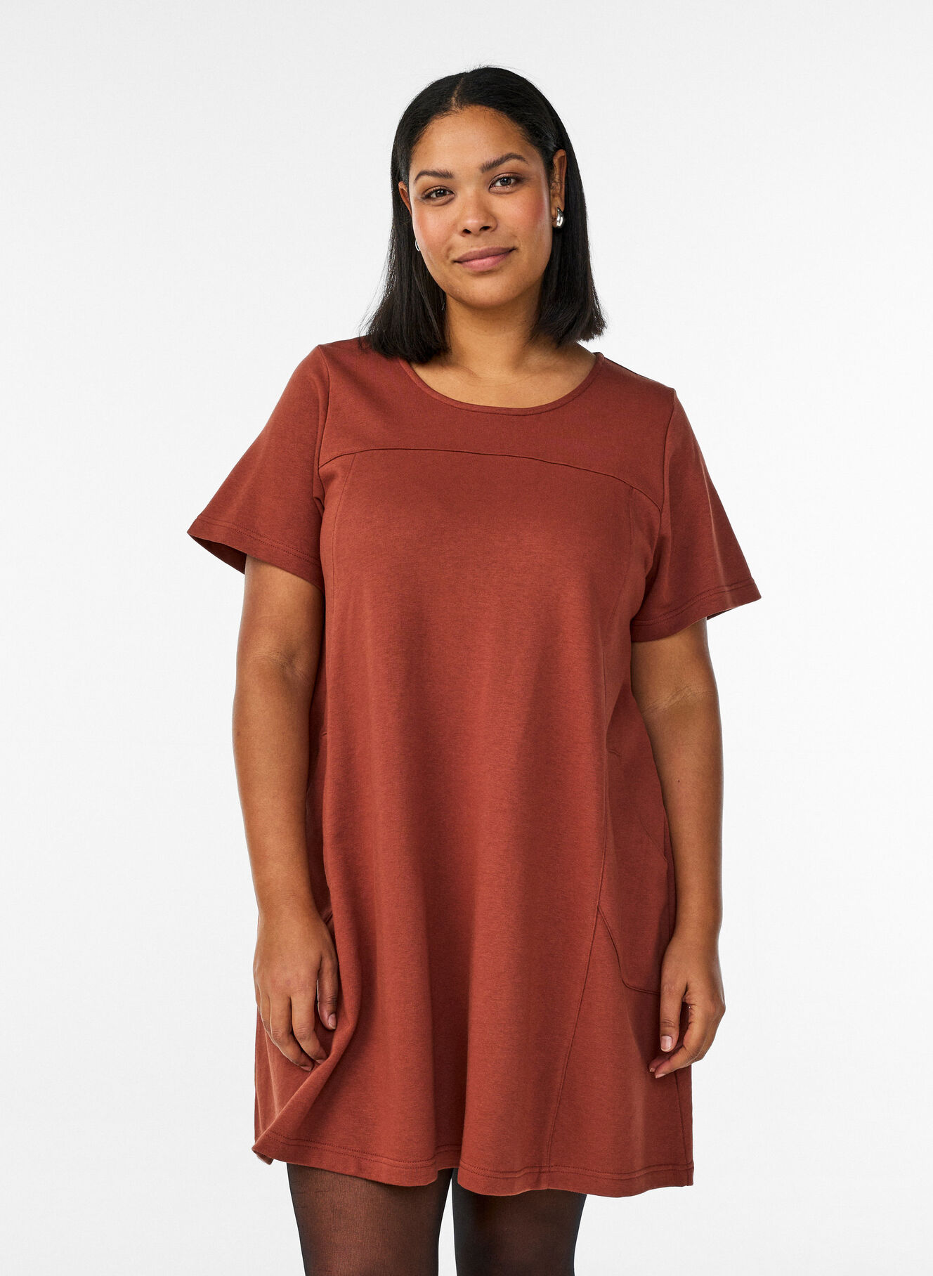casual jersey dress Autumn Pink M/L sleeve number promises both sustainability and style Aminah Zipper Jersey Dress |