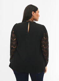 Long sleeve blouse with lace, Black, Model