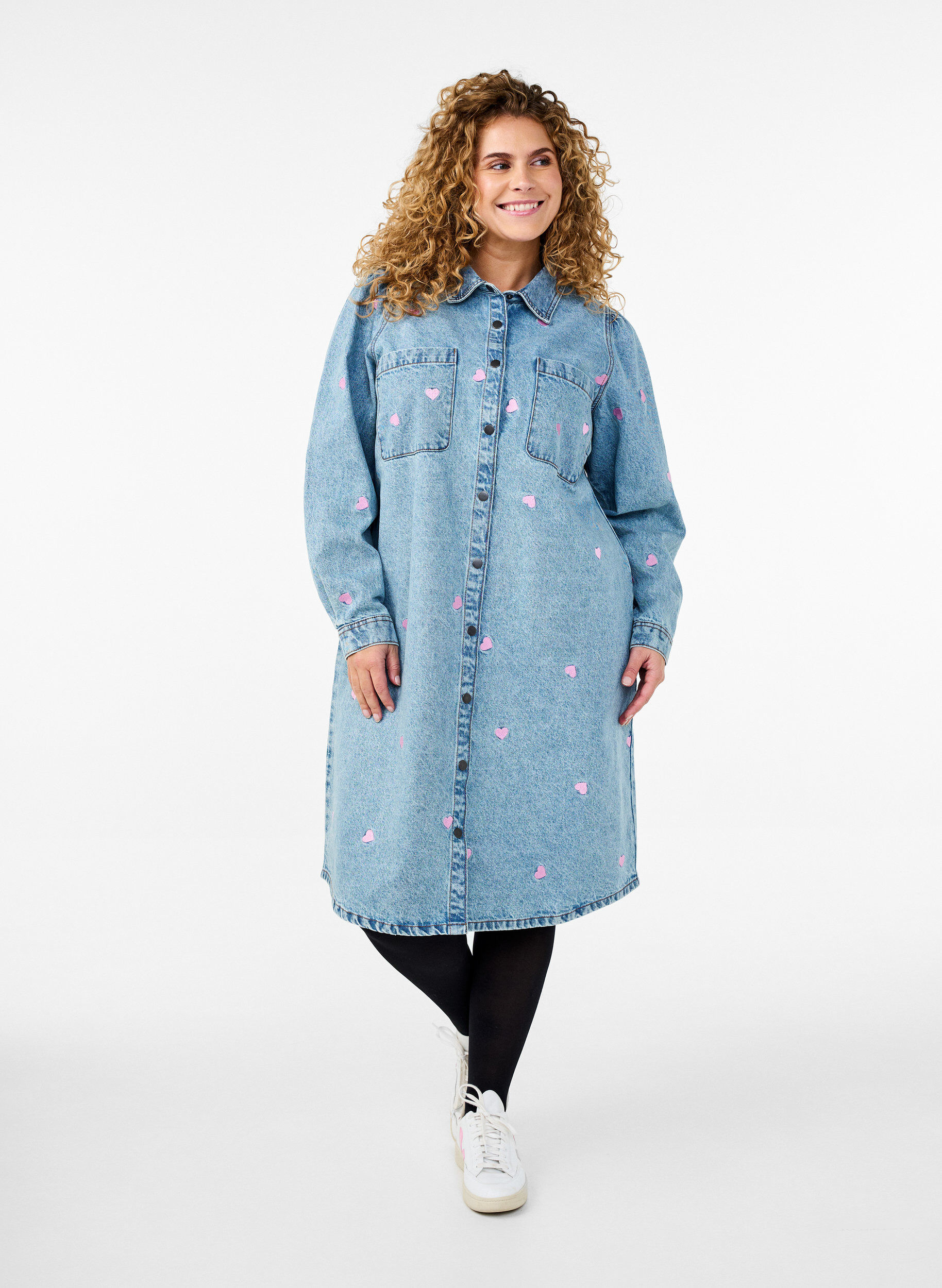 Zizzifashion Denim dress with hearts and chest pockets, Light Blue, Model image number 0