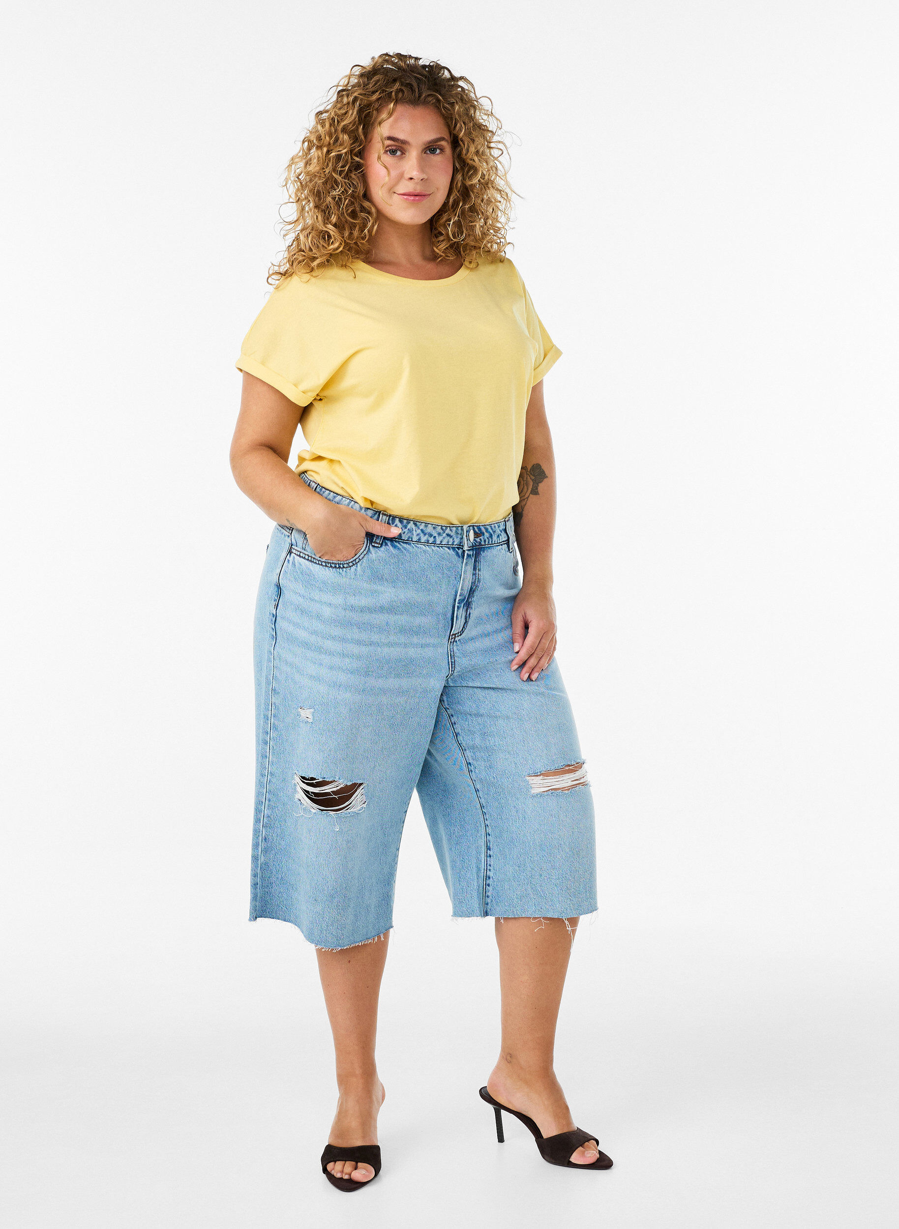 ZizzifashionShort-sleeved cotton blend T-shirt, Yellow, Model image number 1