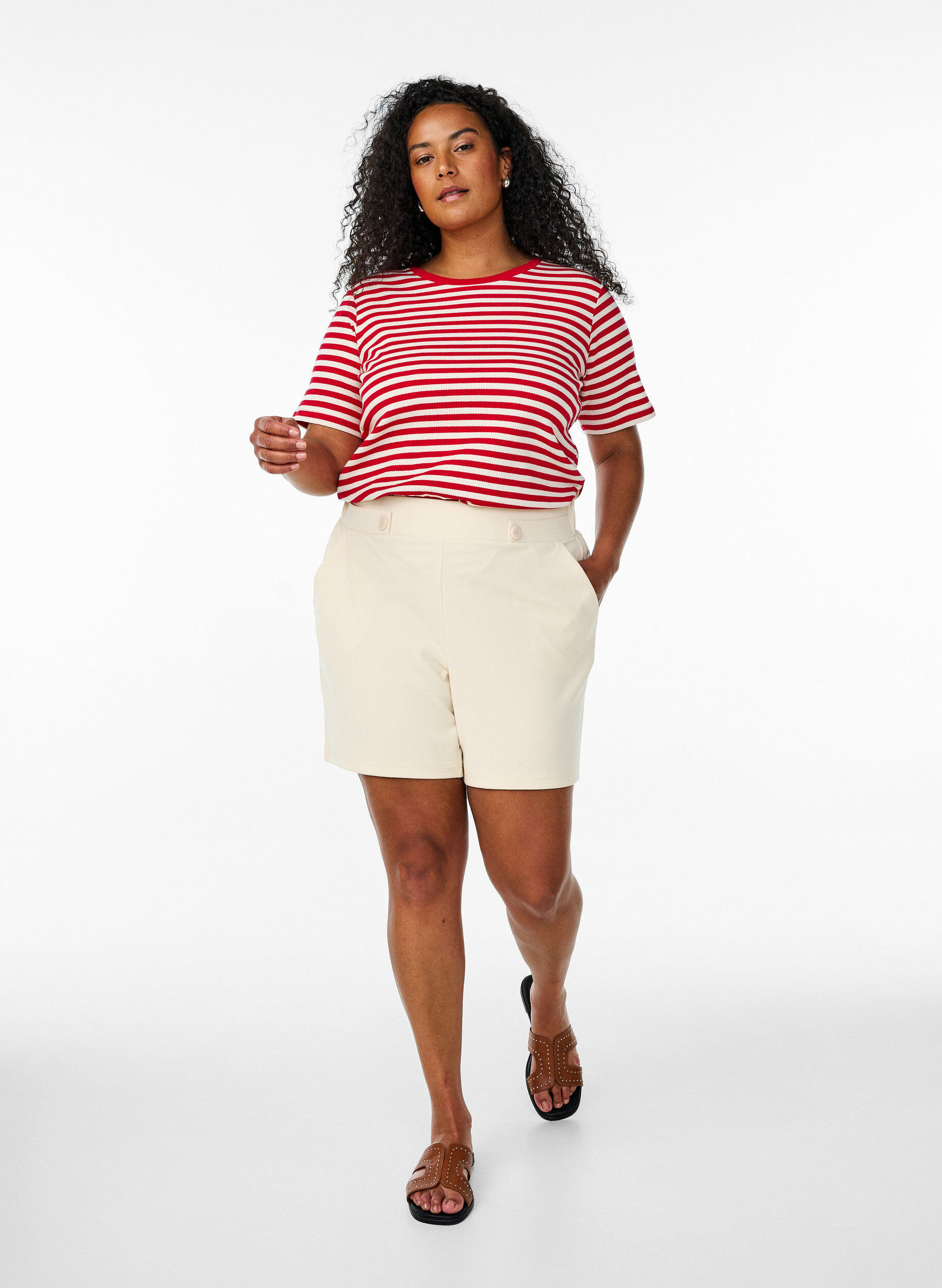 ZizzifashionShorts with pockets and loose fit, Beige, Model image number 1