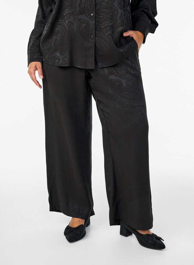 Loose trousers with paisley pattern and high waist, Black, Model image number 2