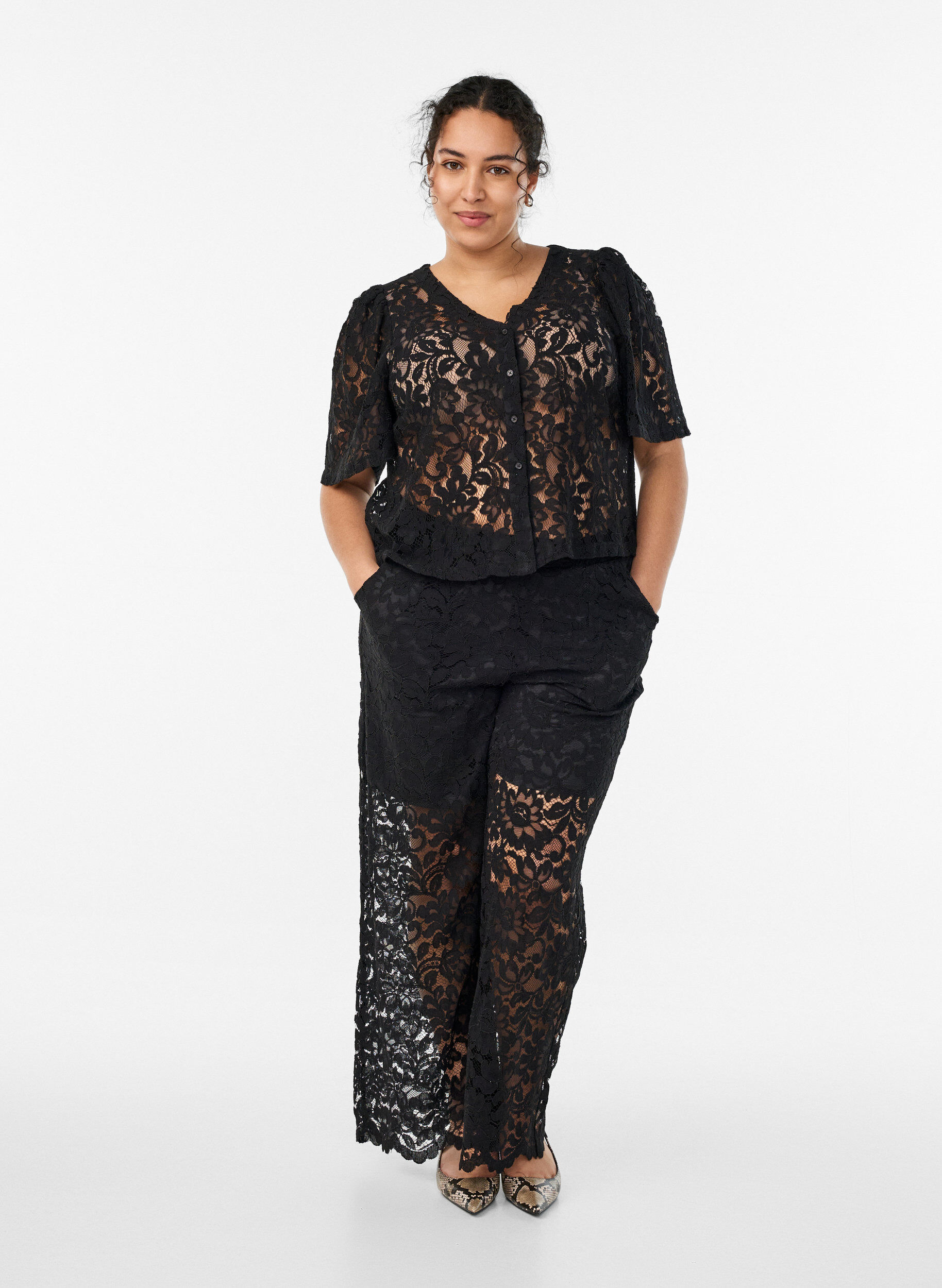 High-waisted lace trousers with straight legs, Black, Model