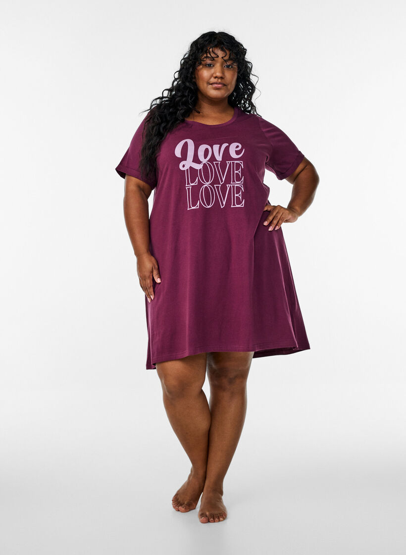 Short-sleeved nightgown in organic cotton, Dark Bordeaux, Model image number 1