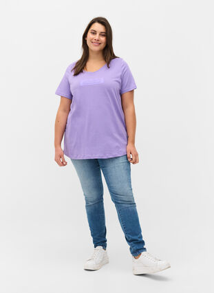 Short-sleeved cotton t-shirt with a print, Paisley Purple TEXT, Model image number 3
