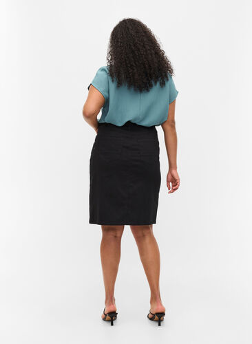 Close-fitting skirt with pockets, Black, Model image number 1