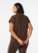 Solid-coloured workout T-shirt, Brown, Model image number 2