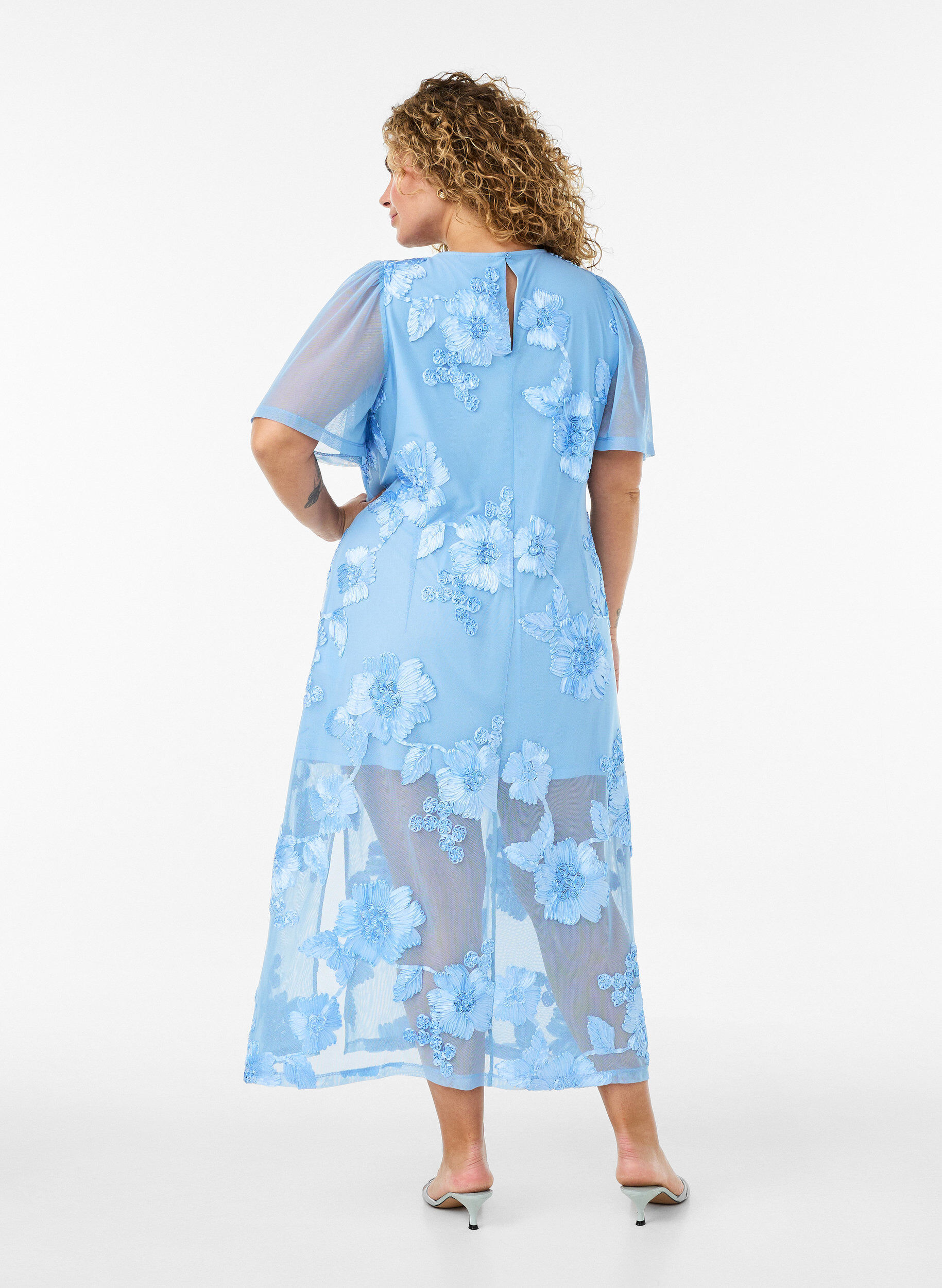 ZizzifashionMesh dress with floral appliqu&eacute;s, Light Blue, Model image number 1