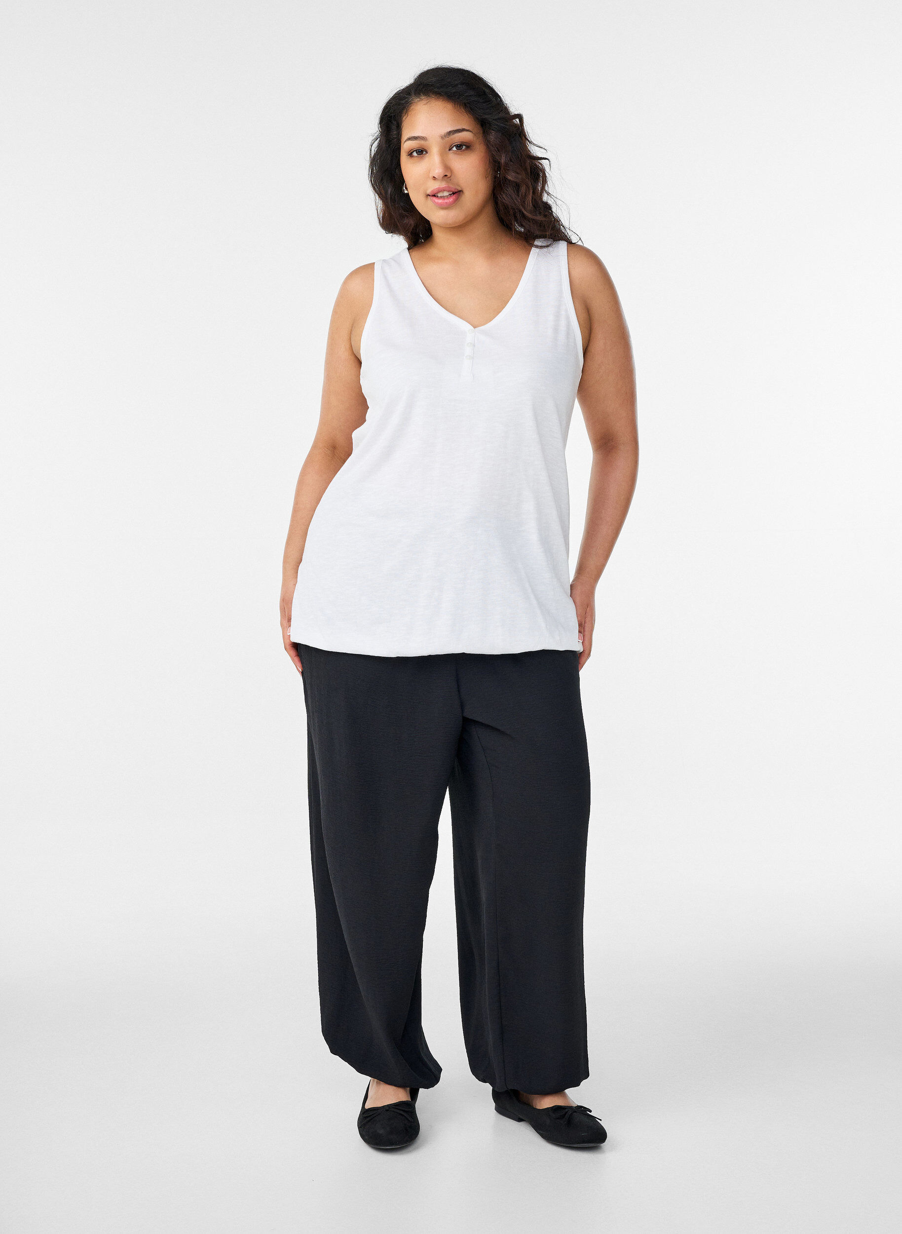 ZizzifashionTank top in organic cotton with V-neck and buttons, White, Model image number 1