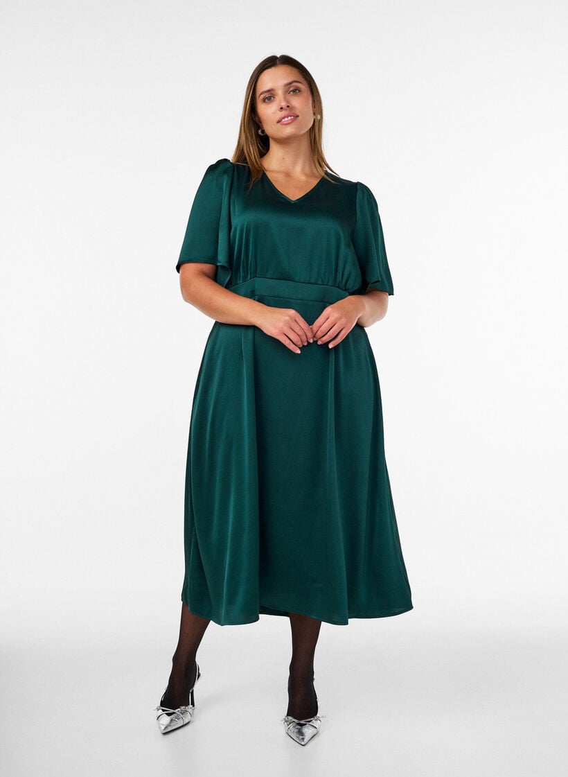 Empire party dress in midi length, Green, Model image number 0