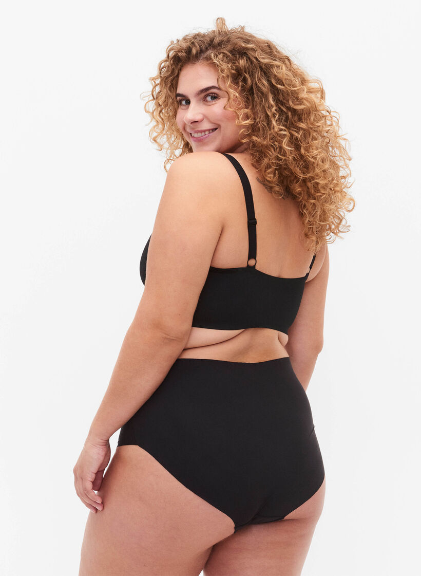 Seamless brief 2 pack, Black, Model