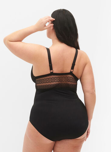 Body with lace and lightly padded cups, Black, Model image number 1