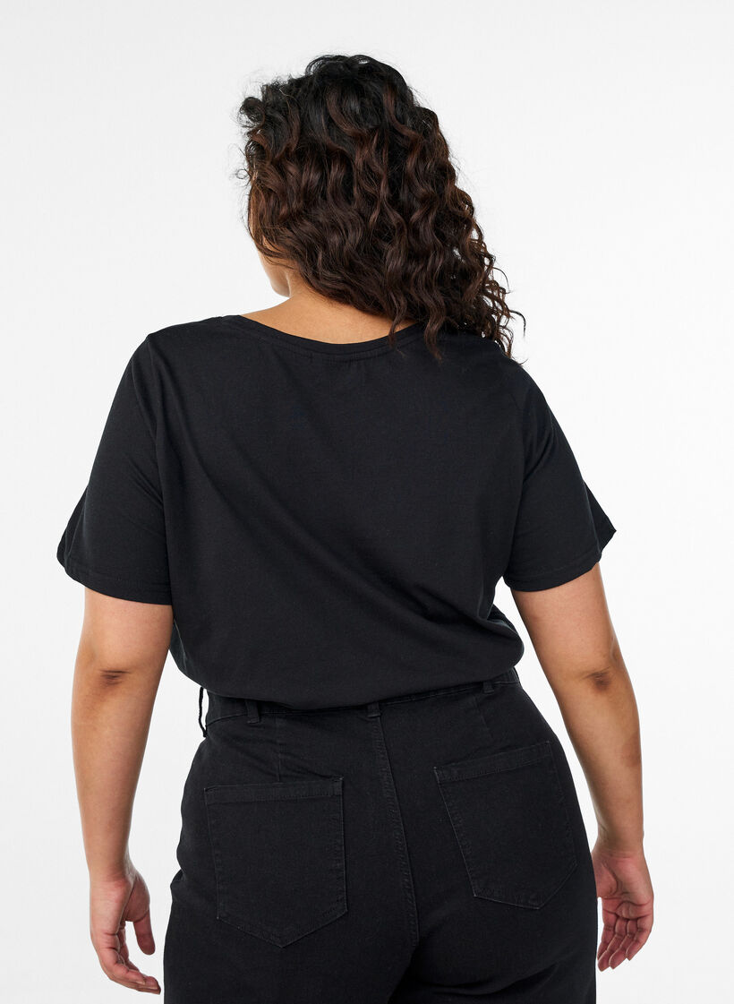 T-shirt with motif, Black, Model image number 2