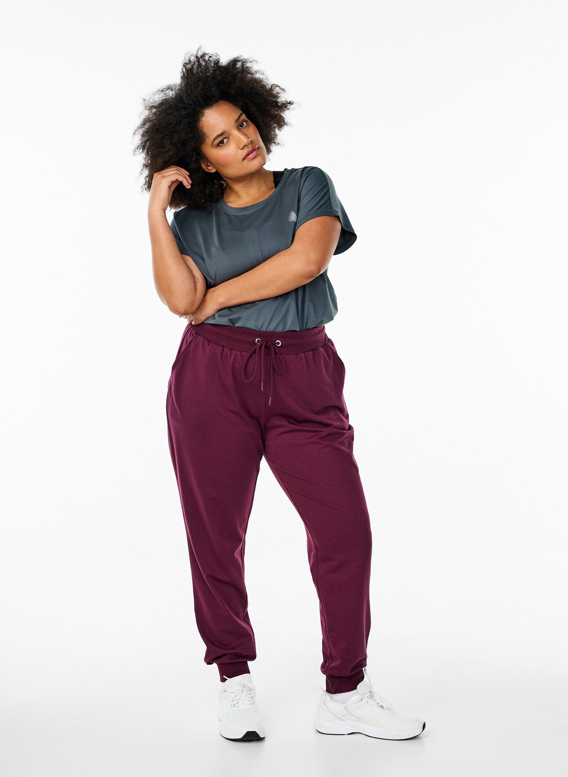 Zizzifashion Loose tracksuit trousers with pockets, Red, Model image number 1