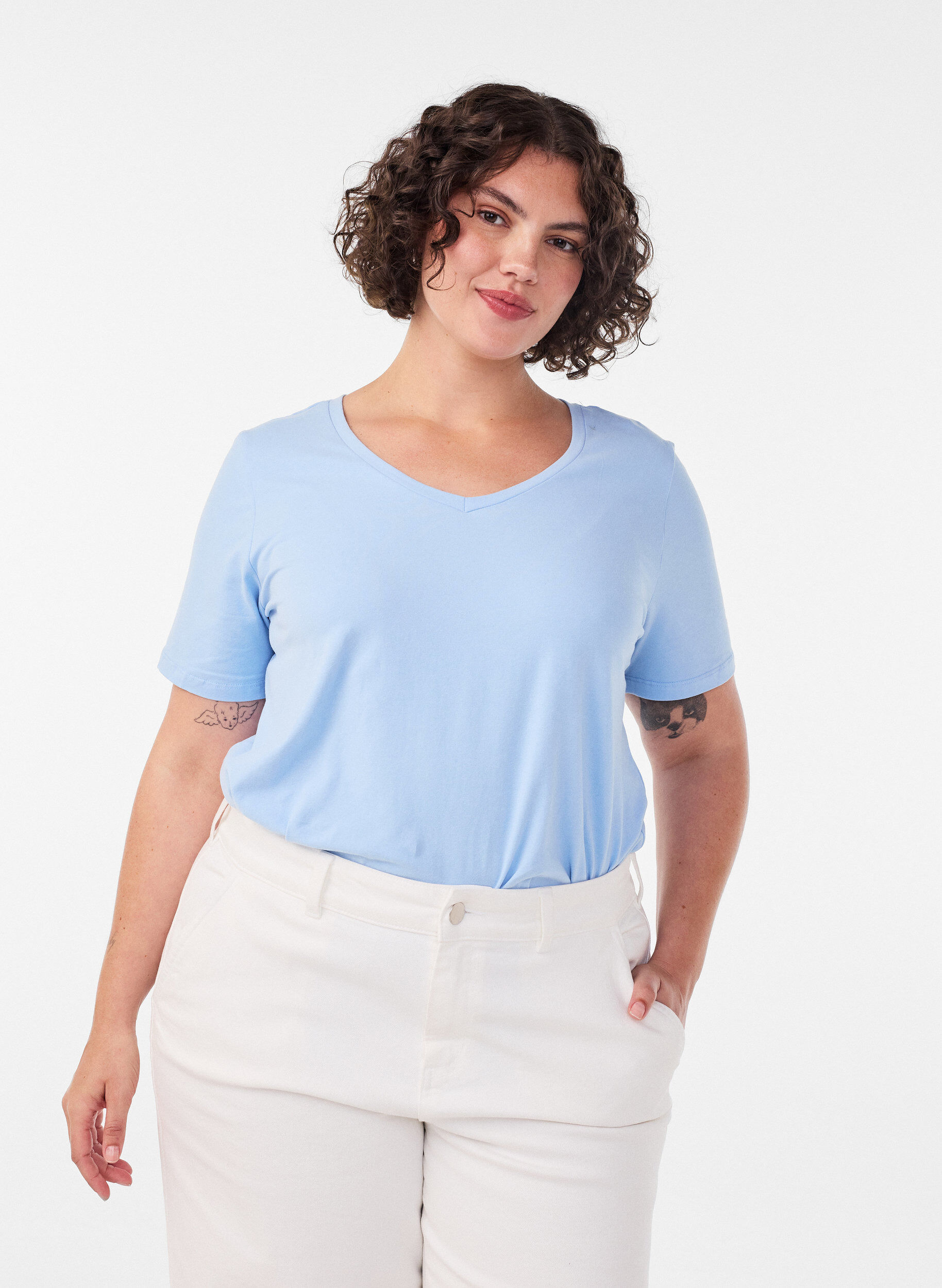 Basic plain cotton t-shirt, Light Blue, Model