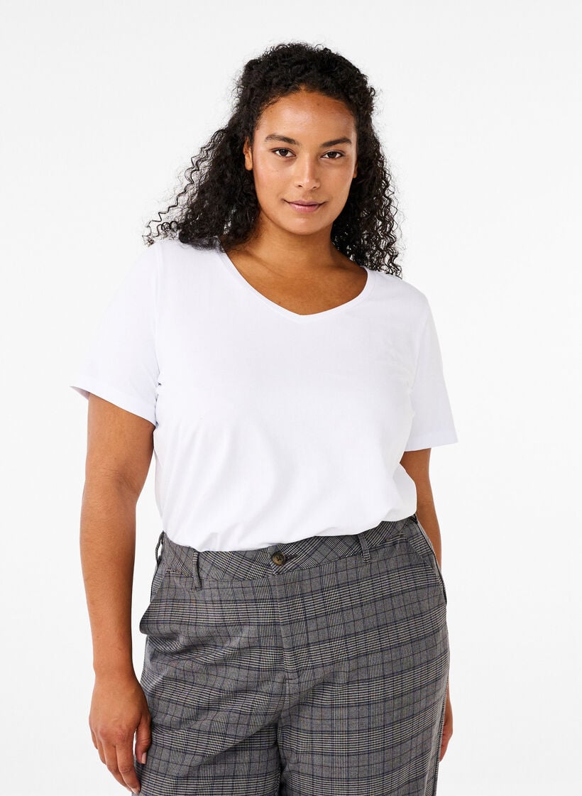 Basic plain cotton t-shirt, White, Model image number 0