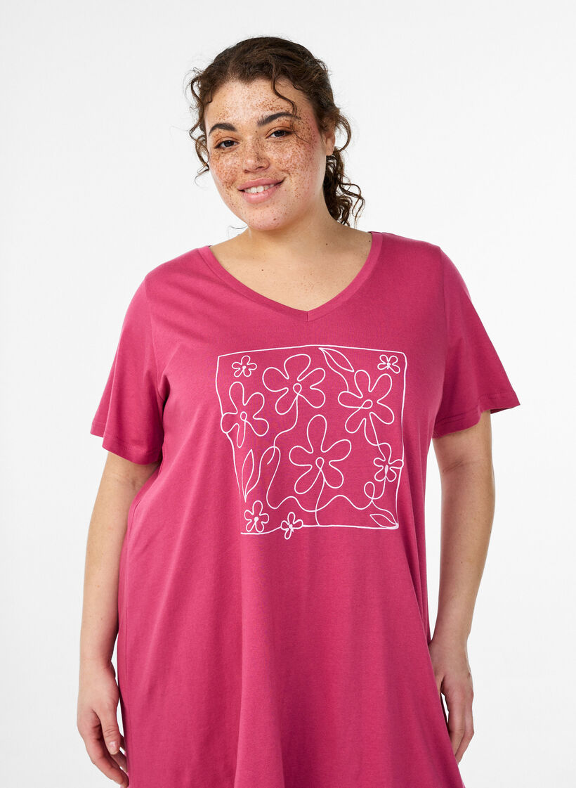 Organic cotton nightdress with V-neck, Red, Model image number 2