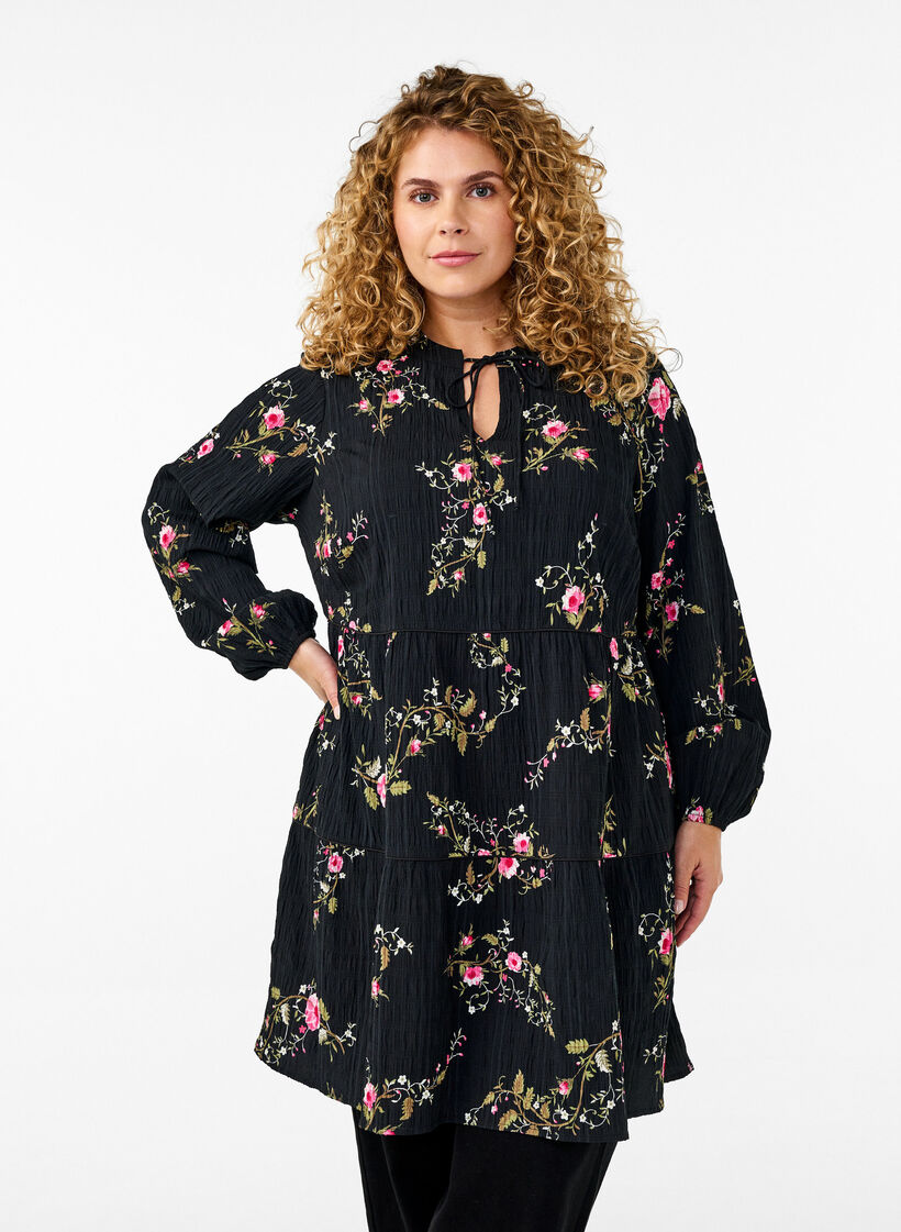 Floral print dress with tie fastening, Black, Model image number 0