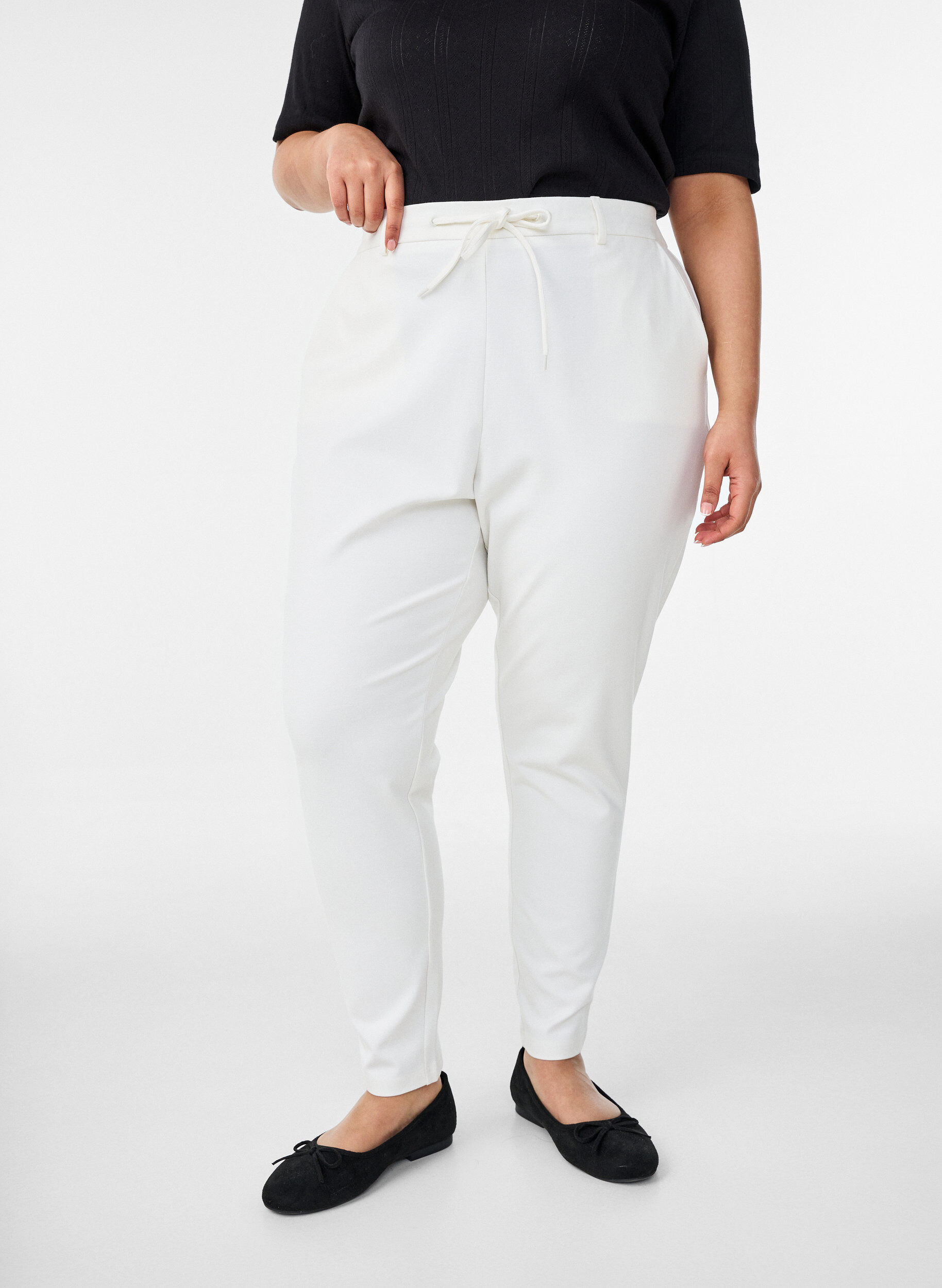 ZizzifashionCropped Maddison trousers, White, Model image number 2