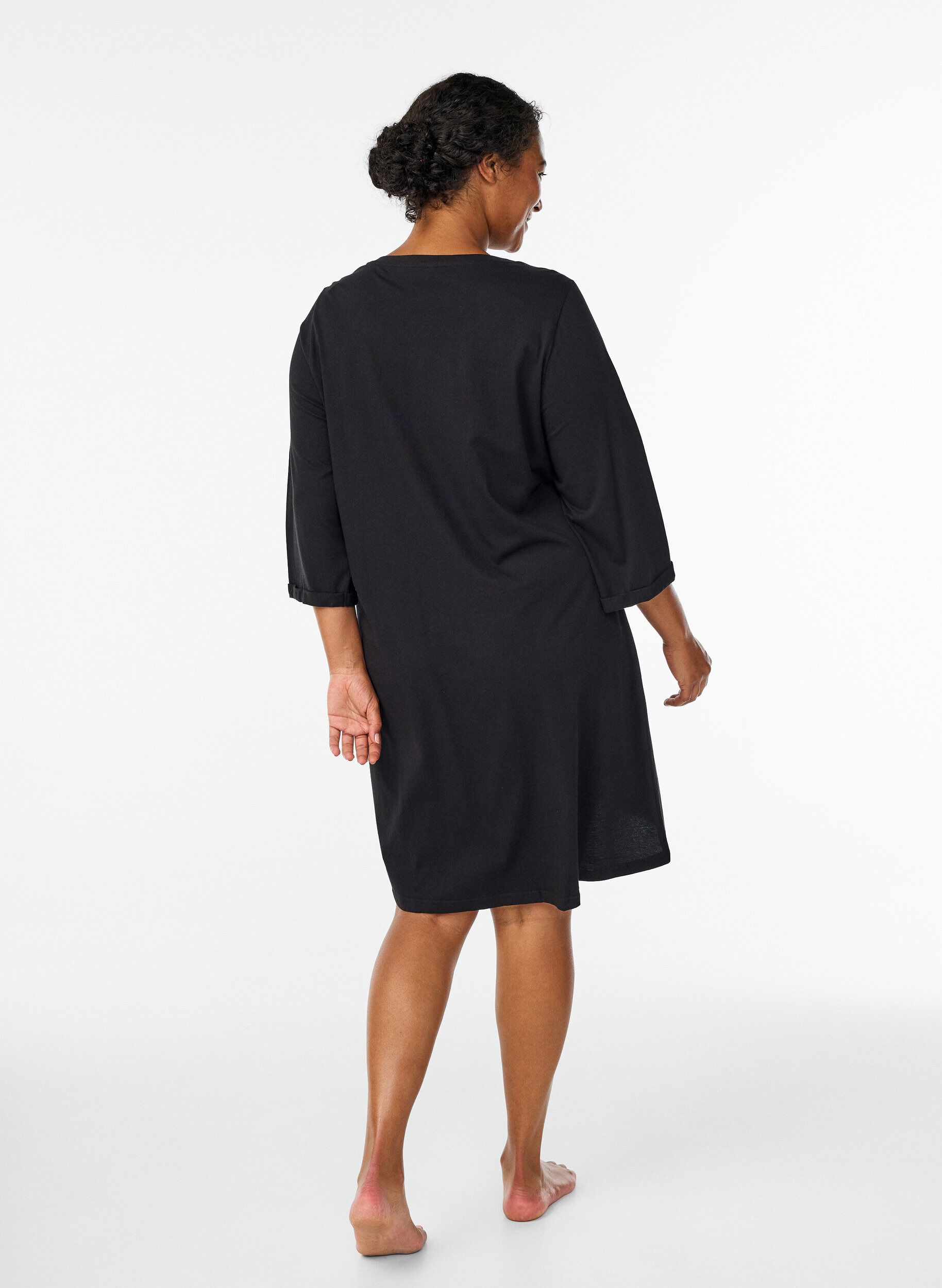 Zizzifashion Nightdress in organic cotton with Christmas motif, Black, Model image number 2