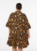 Floral cotton dress with ruffle details and a loose A-line shape, Orange, Model image number 2