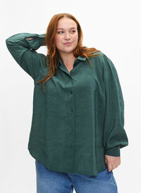 Long-sleeved shirt in TENCEL™ Modal, Dark Forest, Model