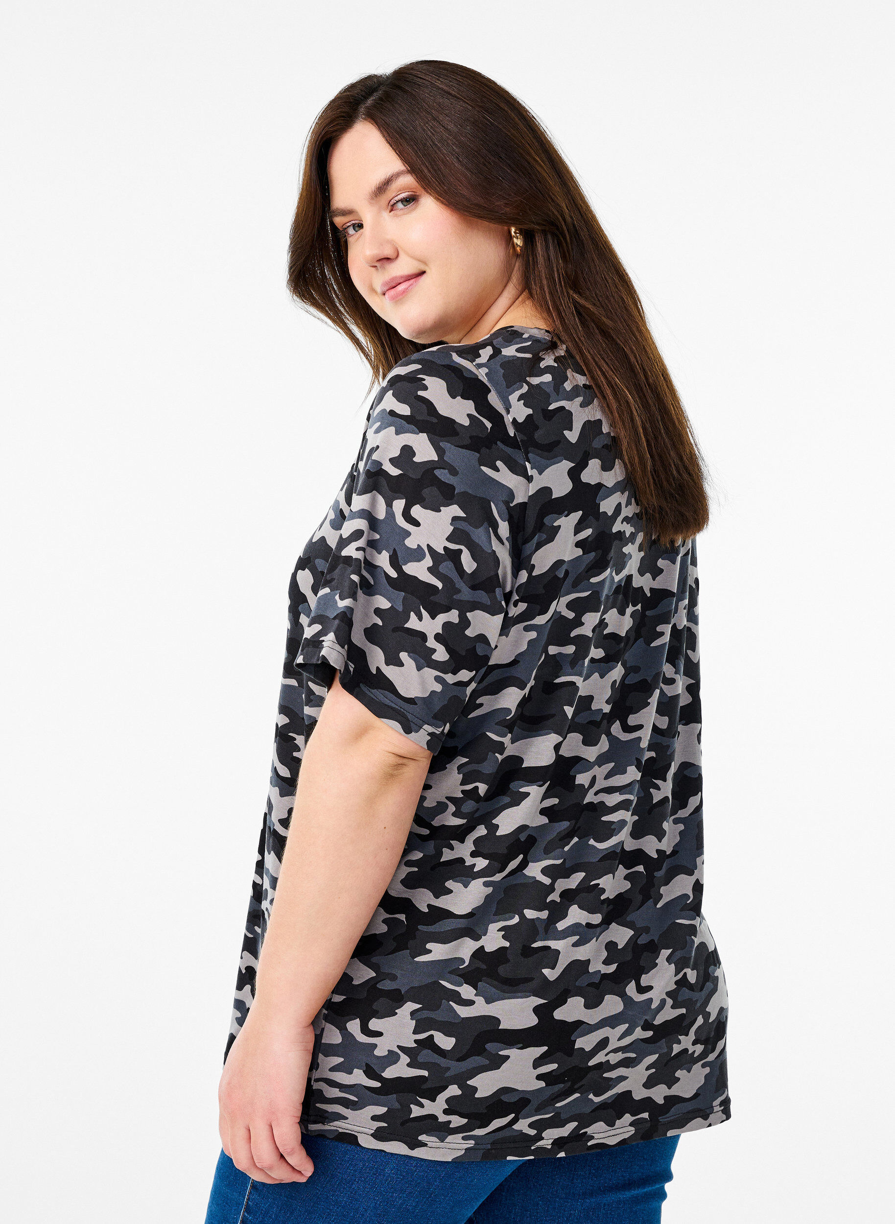 ZizzifashionT-shirt with TENCEL&trade; Lyocell and stripes, Grey, Model image number 2