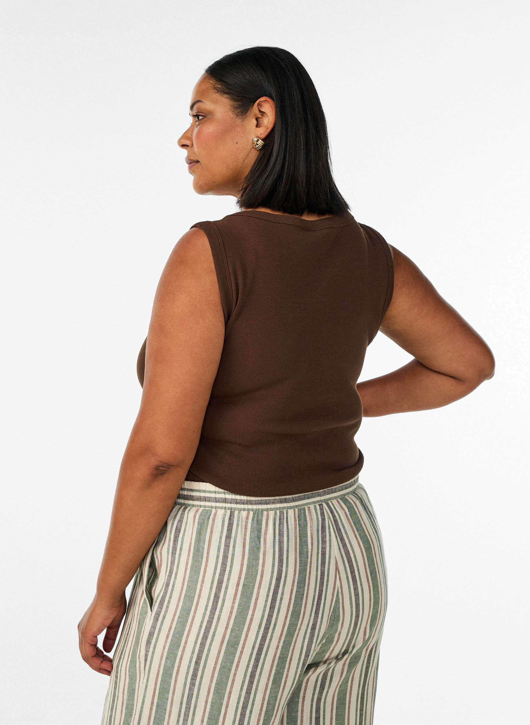 ZizzifashionRib top with square neckline, Brown, Model image number 2