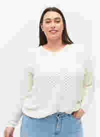 Patterned knitted top with v-neckline, Cloud Dancer, Model