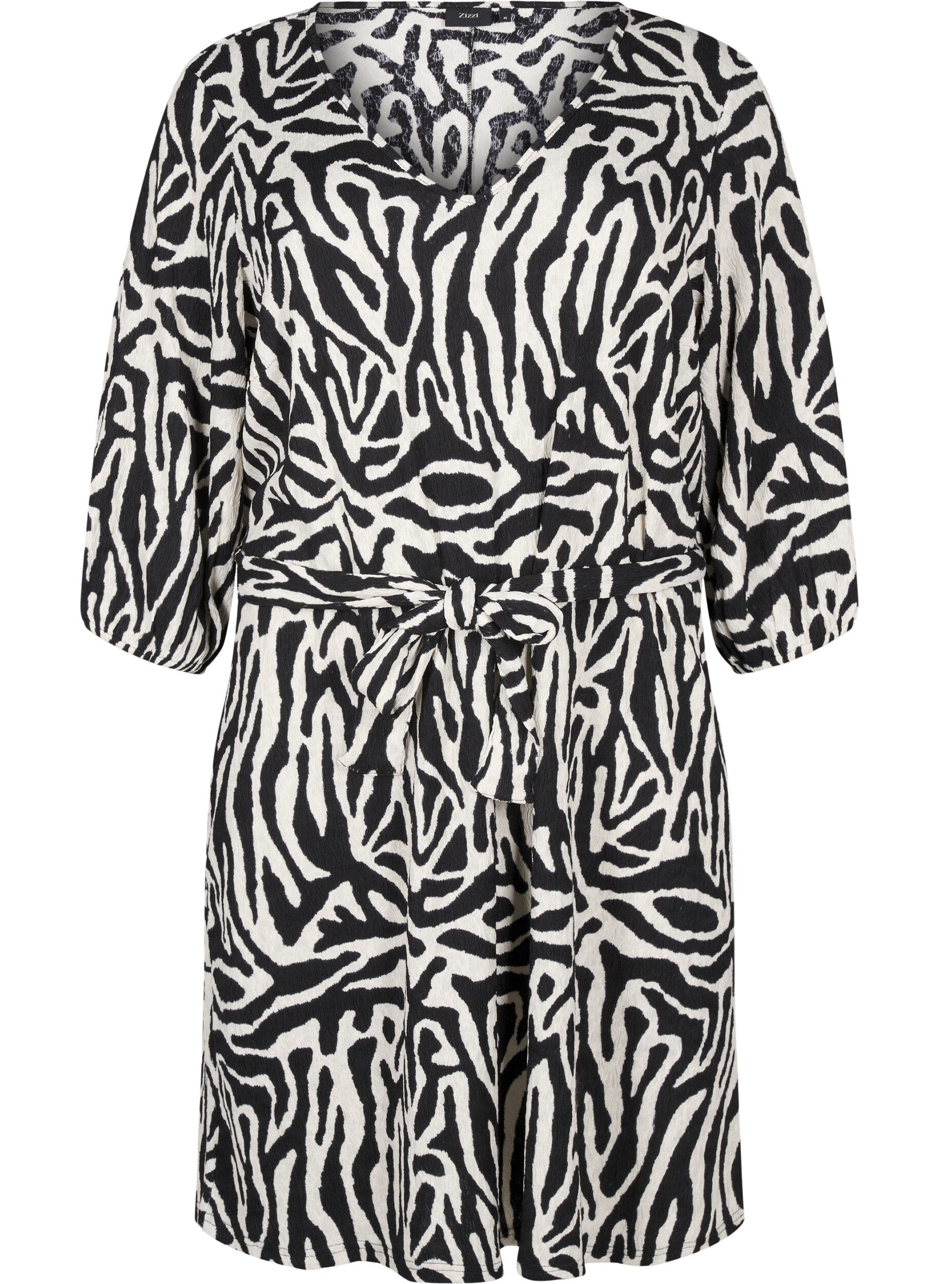 Short dress with 3/4 sleeves and zebra print