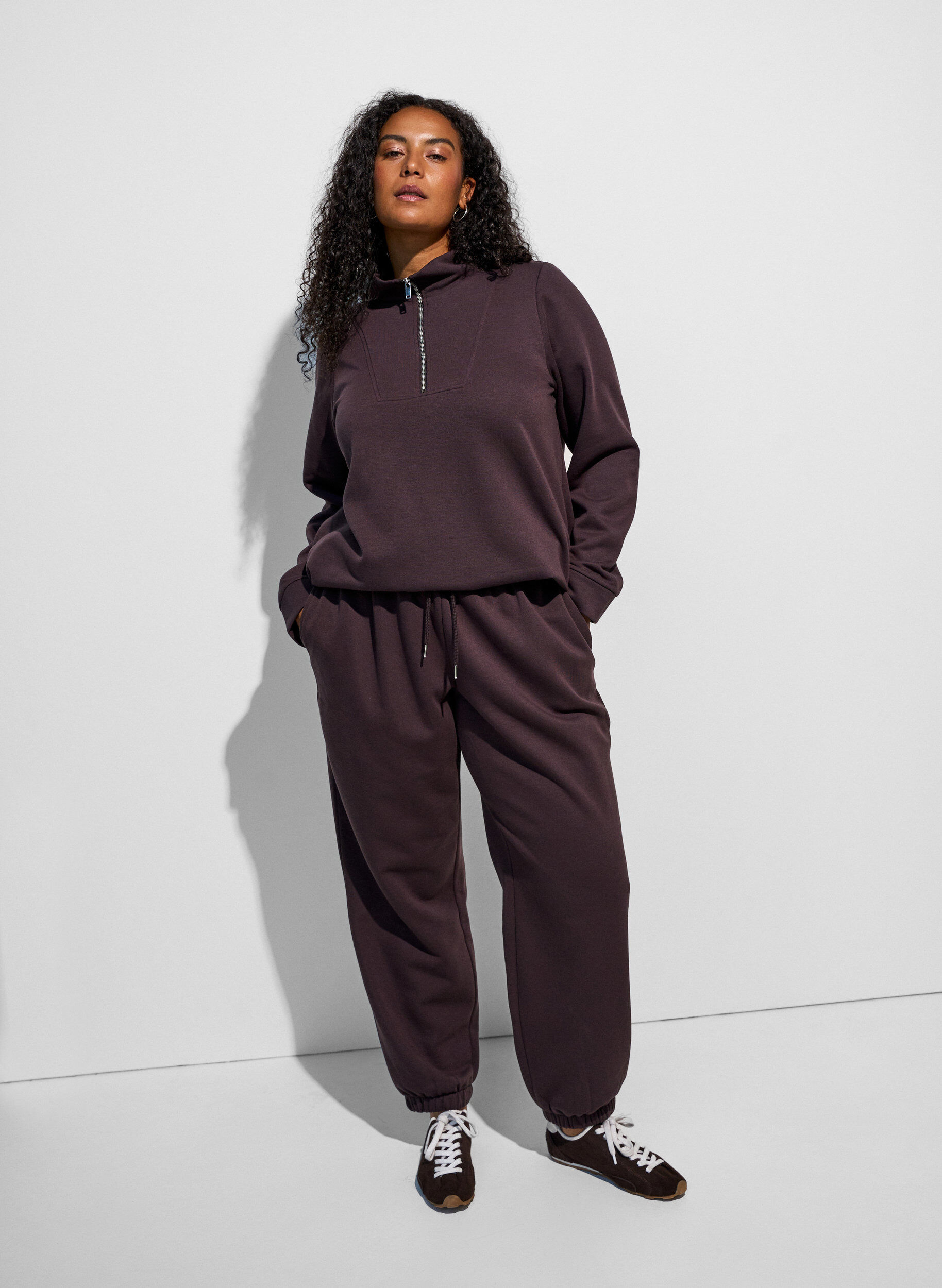 ZizzifashionHigh-waisted sweatpants with drawstring, Brown, Model image number 0