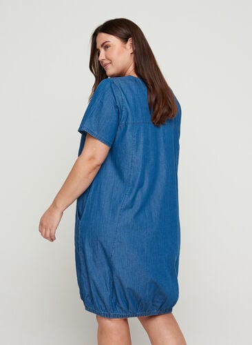 Short-sleeved denim dress with pockets, Blue denim, Model image number 1