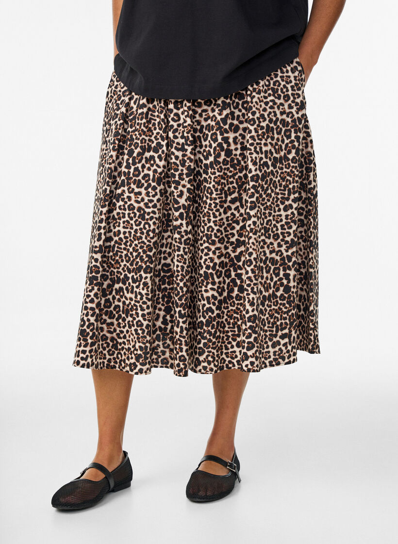 A-line midi skirt with leopard print, Brown, Model image number 3