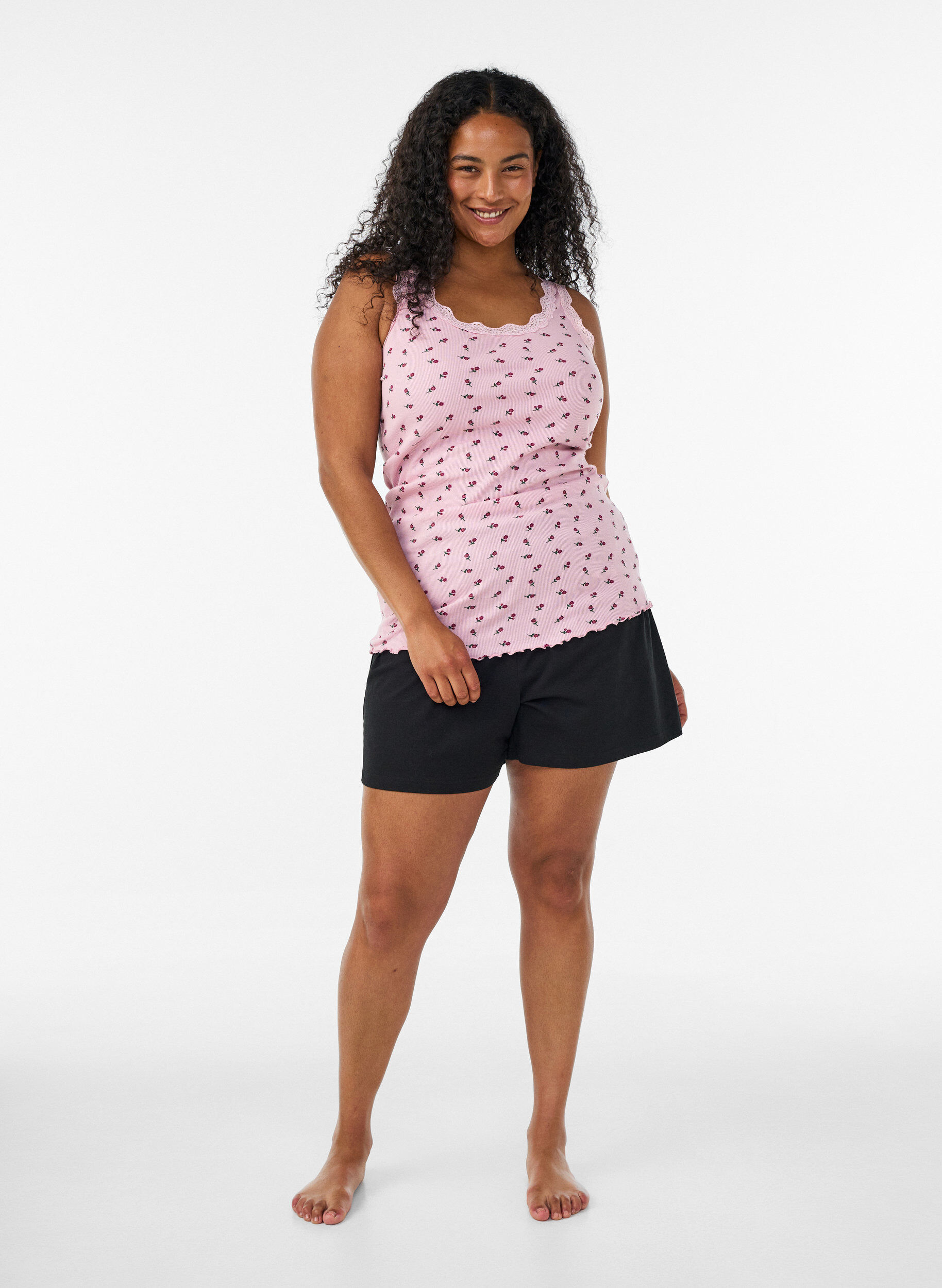 ZizzifashionTop with print and lace edge, Red, Model image number 1
