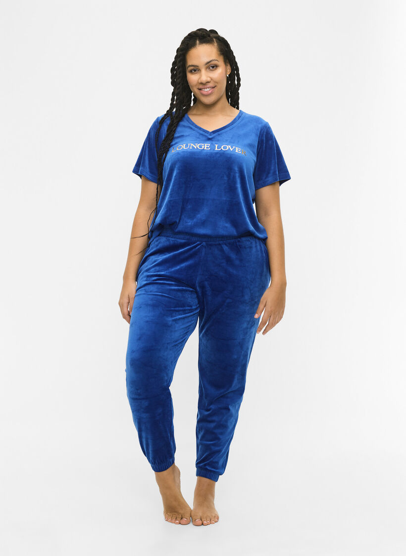 Velour t-shirt with a v-neck, Monaco Blue, Model image number 3