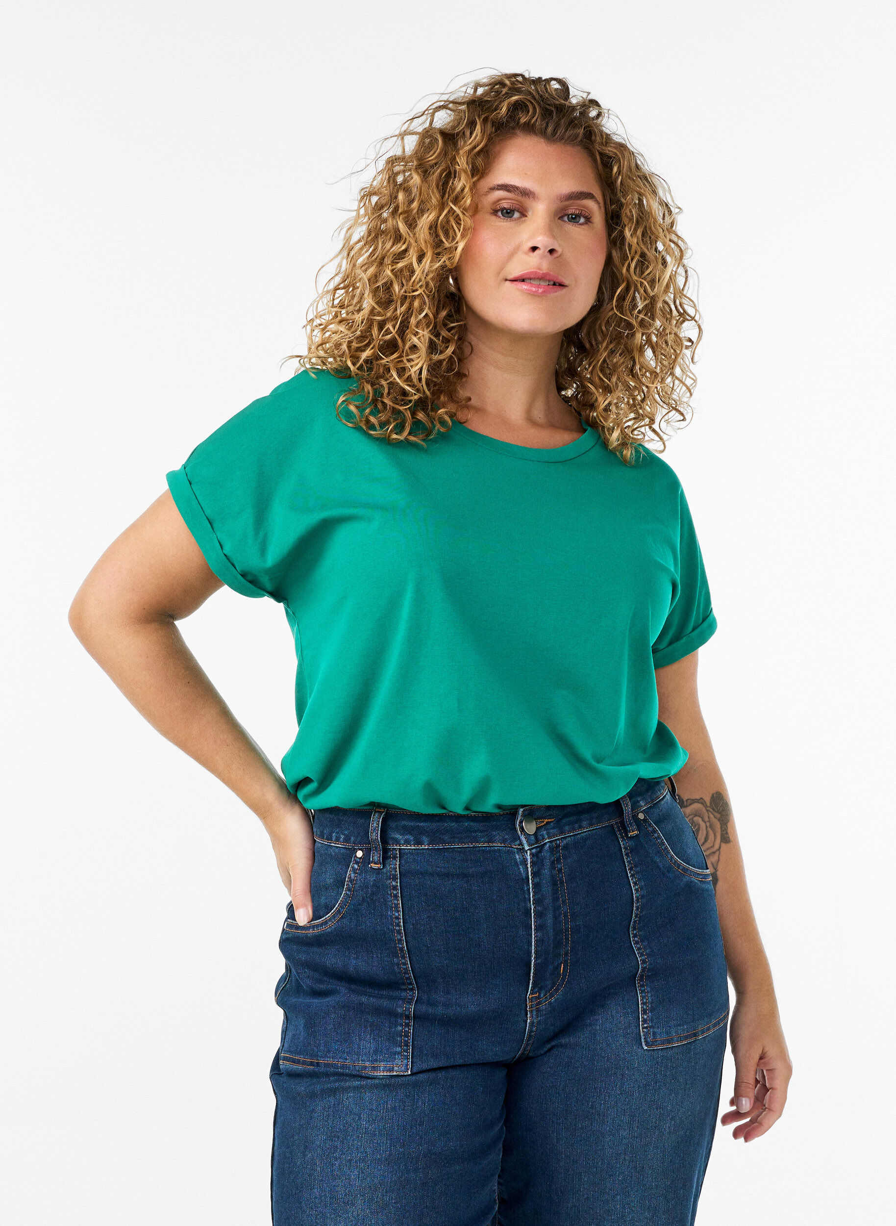 Short-sleeved cotton blend T-shirt, Green, Model