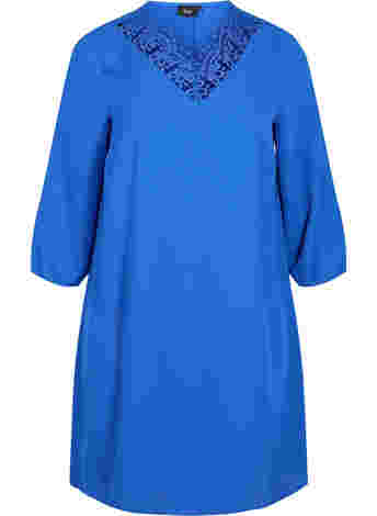 Dress with lace and 3/4 length sleeves