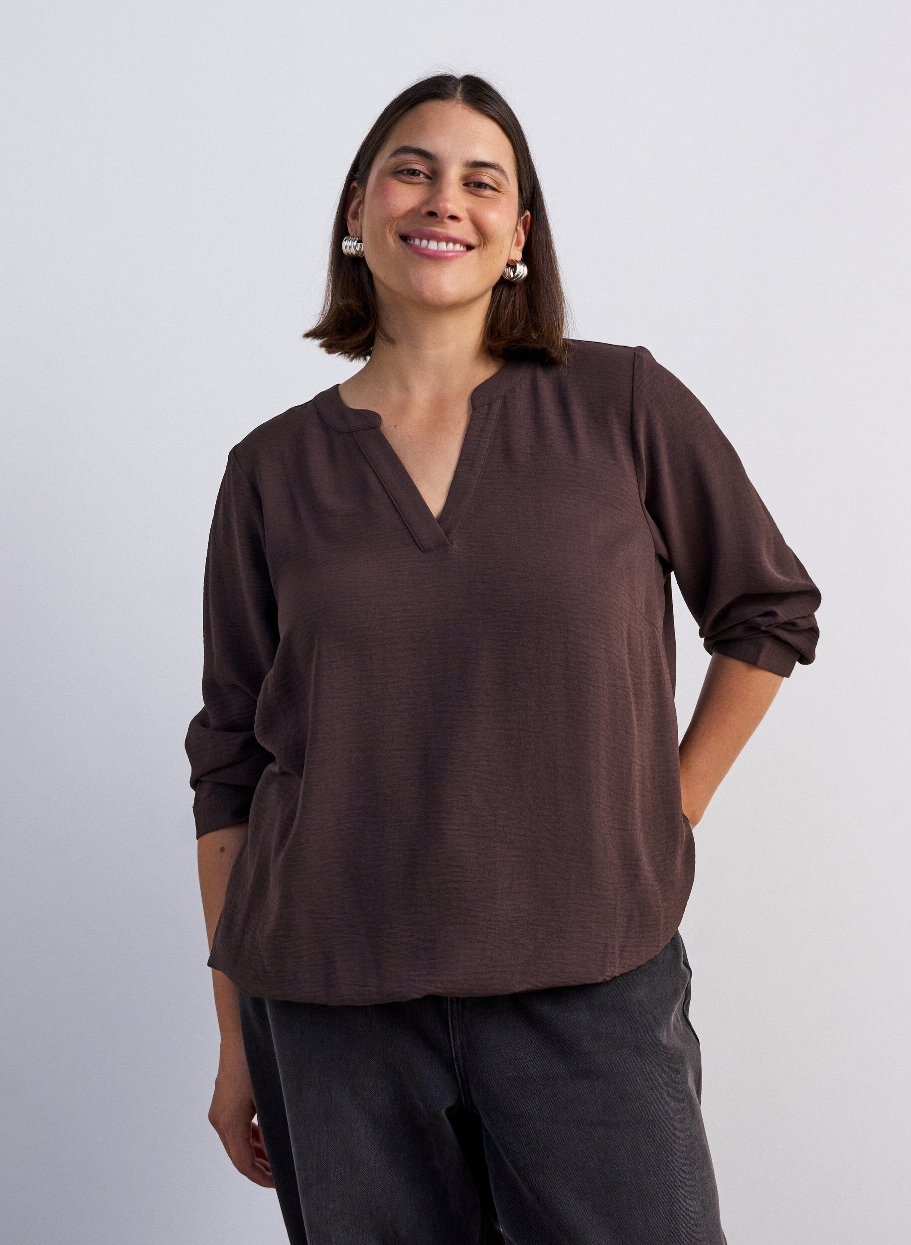 ZizzifashionBalloon silhouette blouse with V-neck, Brown, Model image number 0