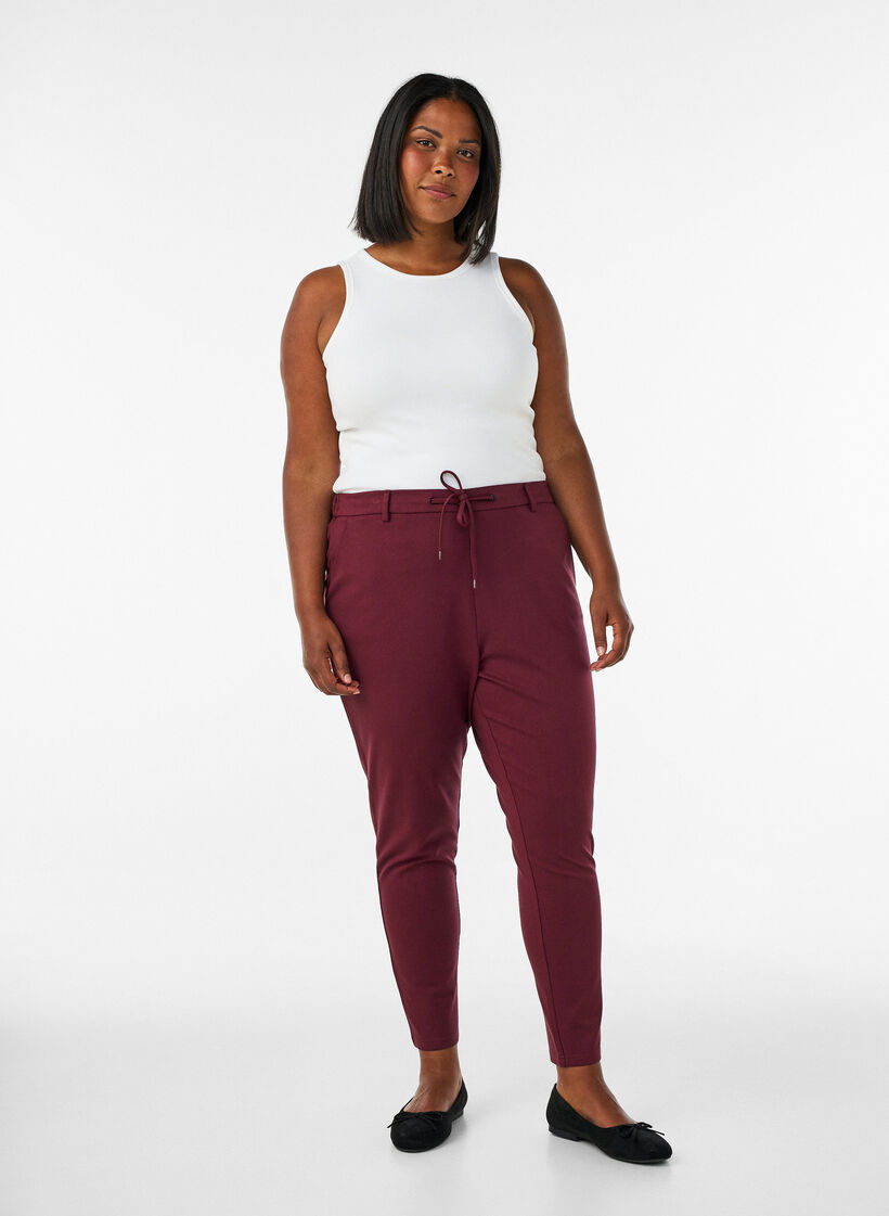 Cropped Maddison trousers, Red, Model image number 0