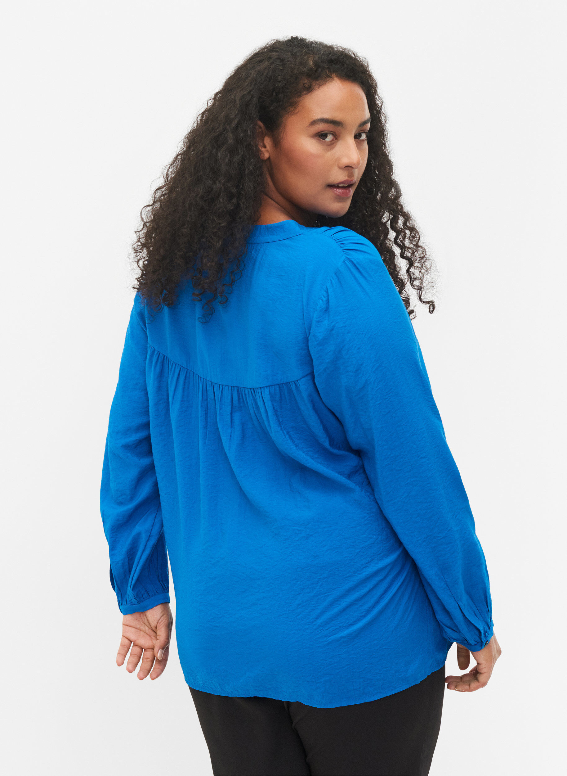 Zizzifashion Long-sleeved top in viscose blend, Skydiver, Model image number 1