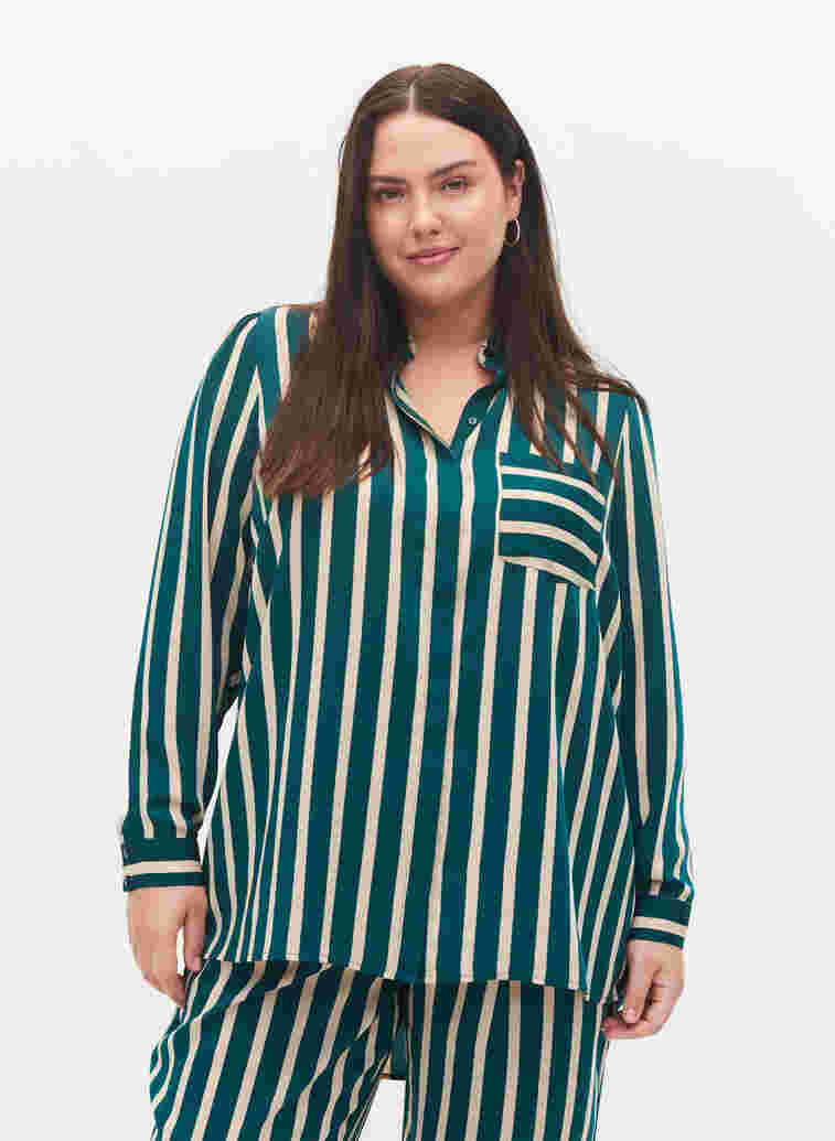 Striped long-sleeved shirt, Green Stripe, Model