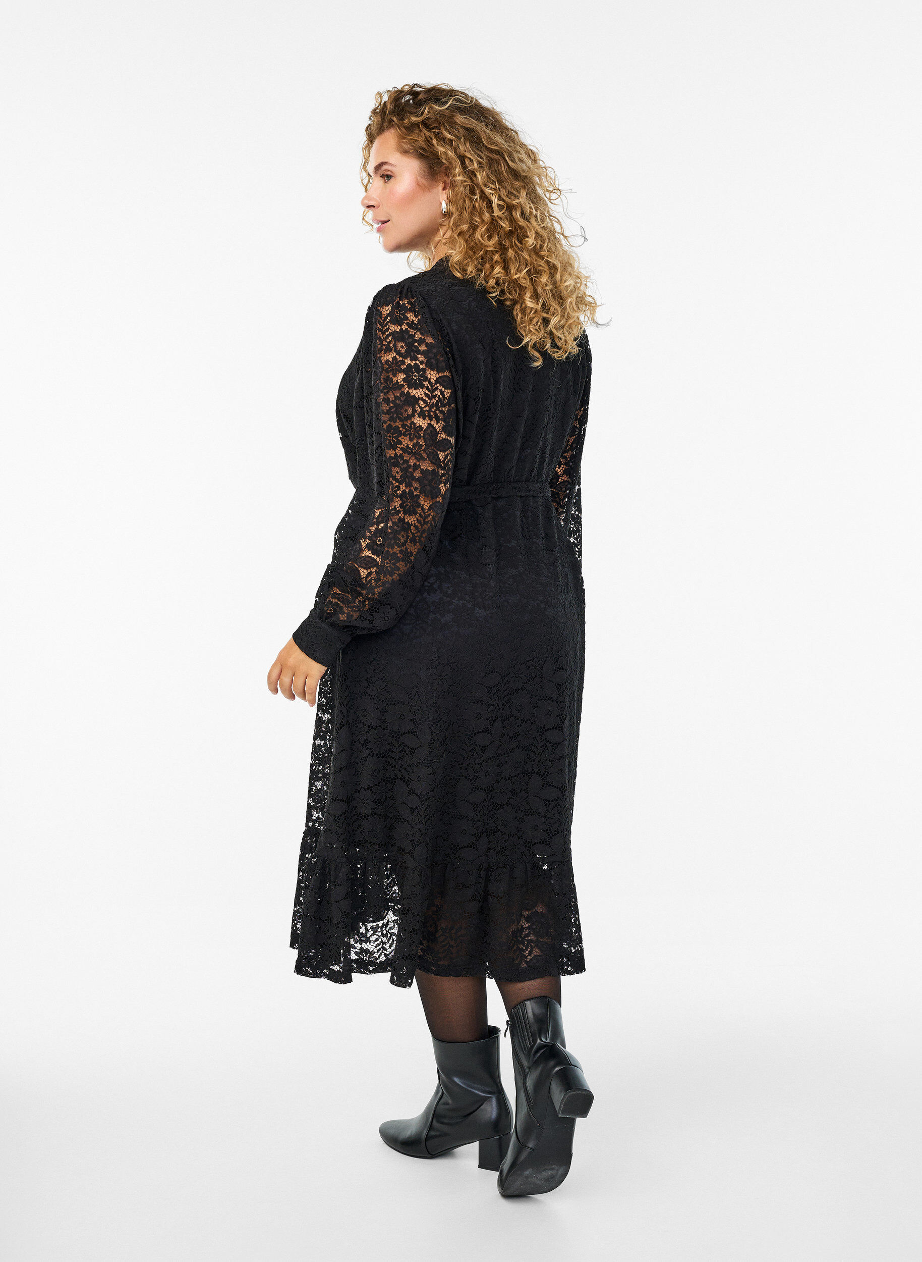 Zizzifashion Lace dress with long sleeves and a tie belt, Black, Model image number 1