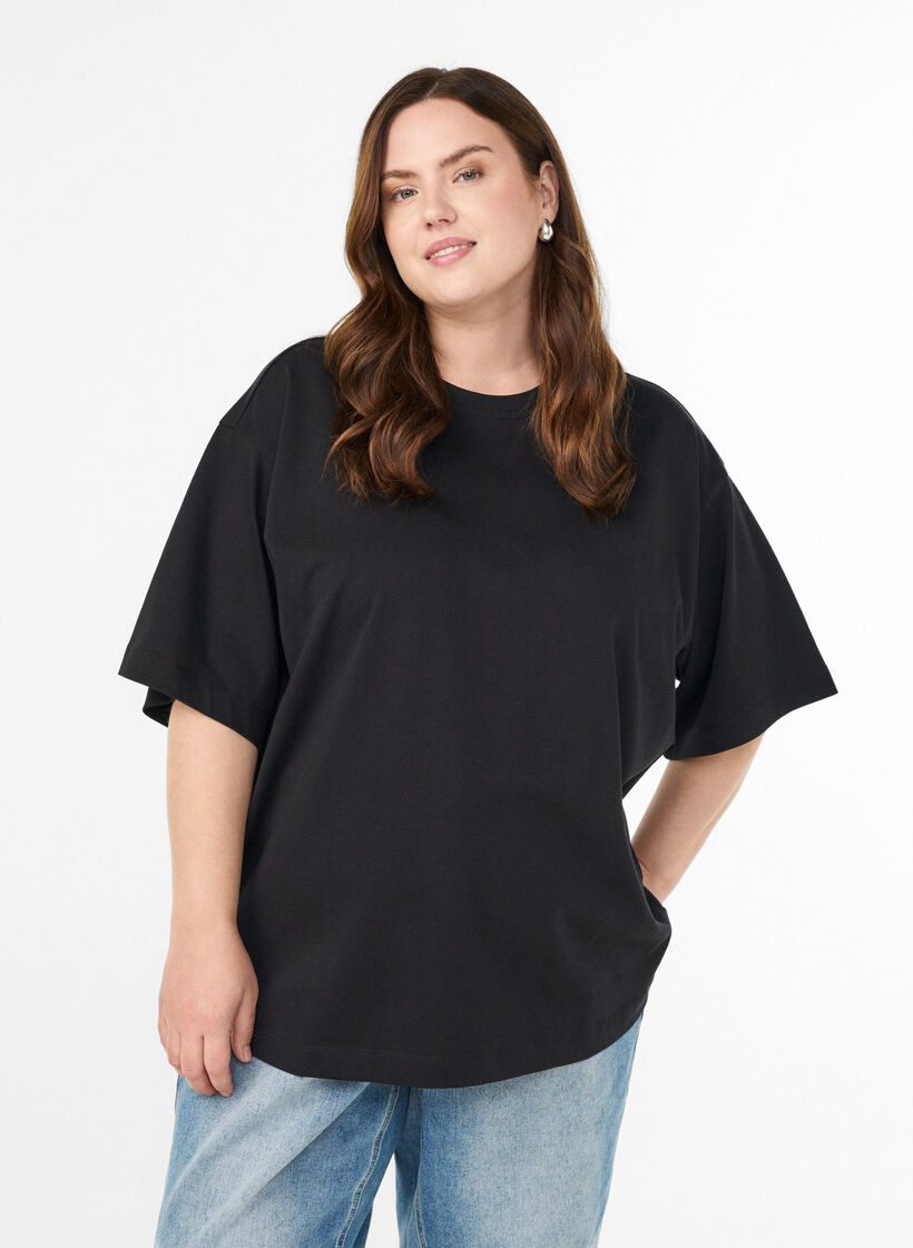 Oversized T-shirt with half sleeves, Black, Model image number 0