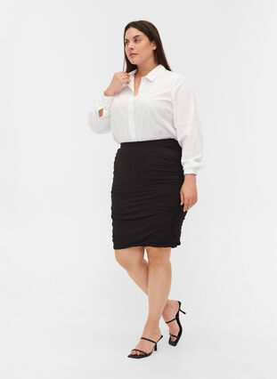 Close-fitting viscose skirt, Black, Model image number 0