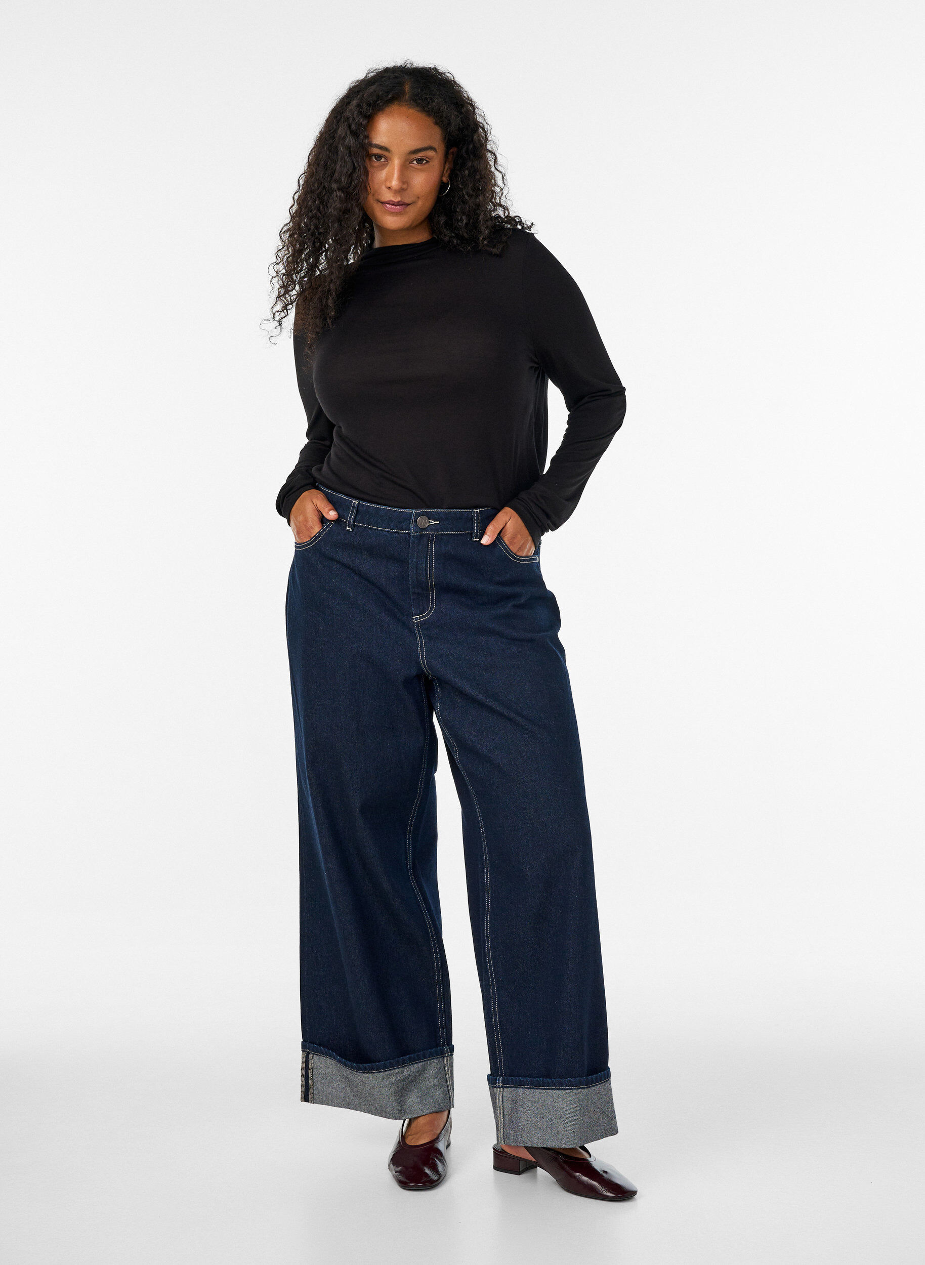 ZizzifashionHigh-neck blouse in viscose jersey, Black, Model image number 1