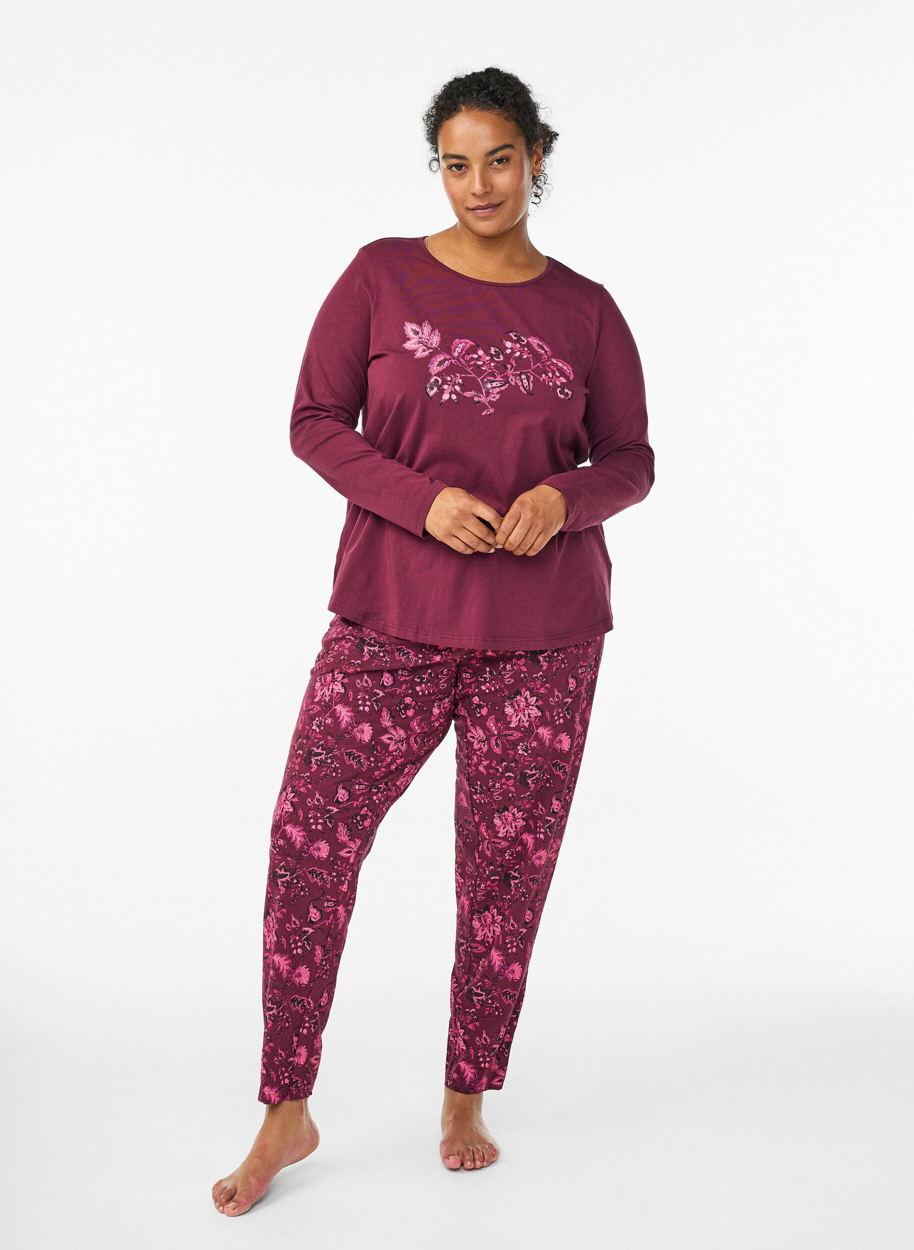 Zizzifashion Night top in cotton with front print, Dark Bordeaux, Model image number 1