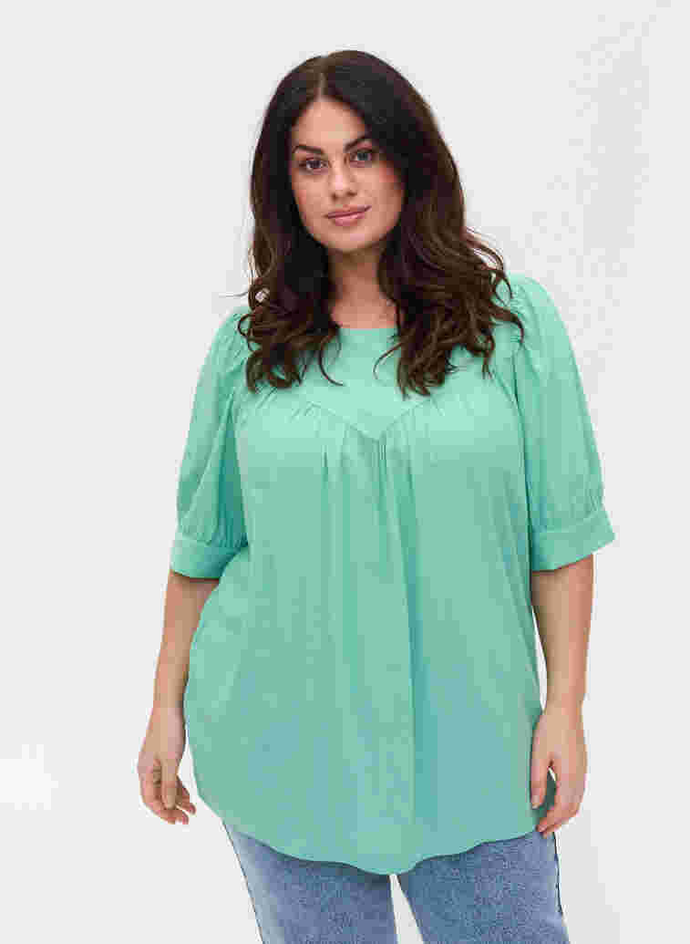 A-line blouse in viscose, Dusty Jade Green, Model