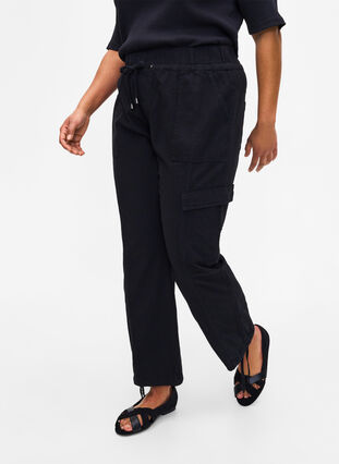 Loose cargo trousers in cotton, Black, Model image number 2